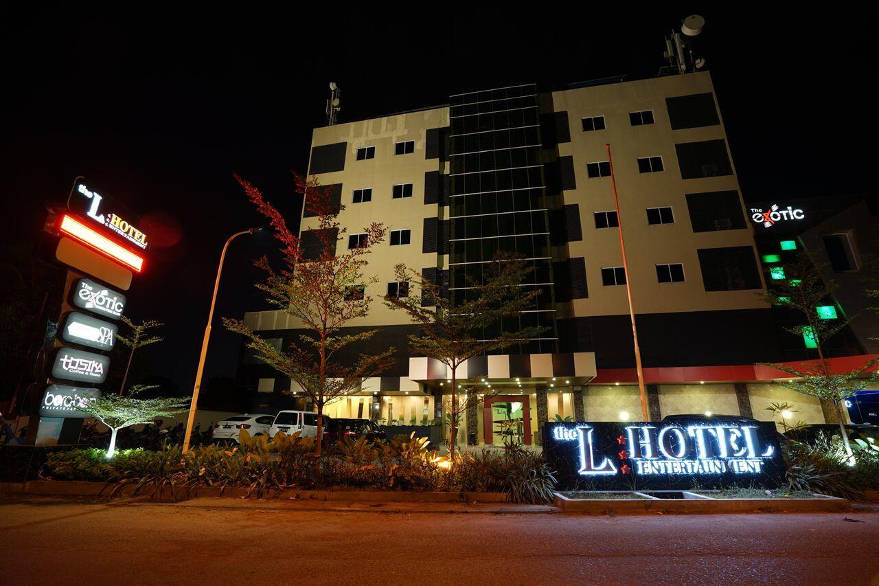 โรงแรมเดอะ แอล เอนเตอร์เทนเมนต์ Batam ภายนอก รูปภาพ